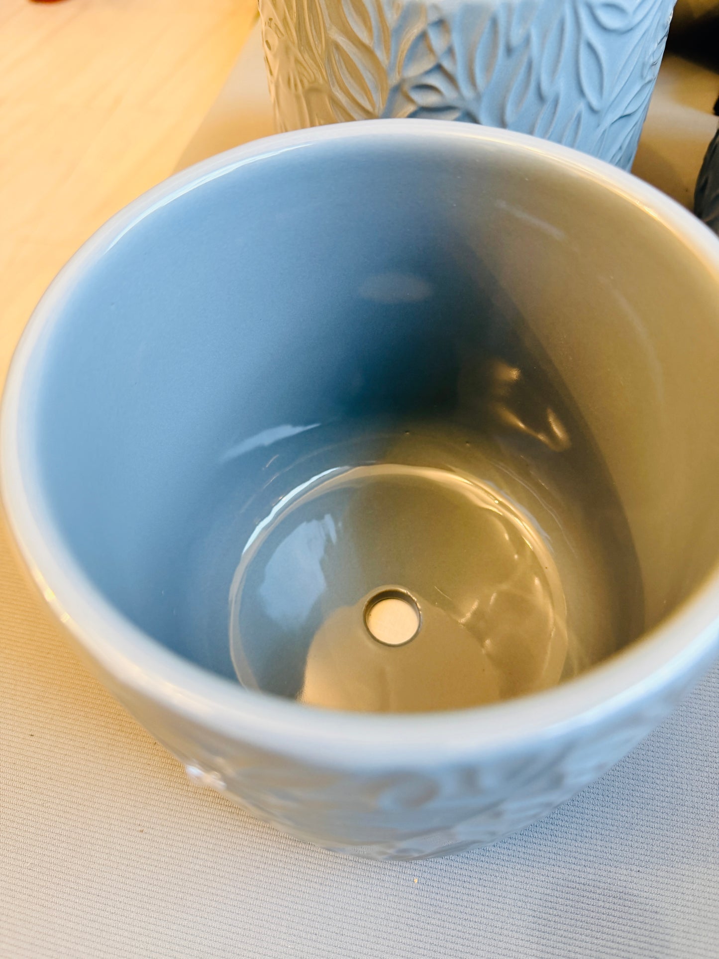 Leave Ceramic Pot (Grey)6”