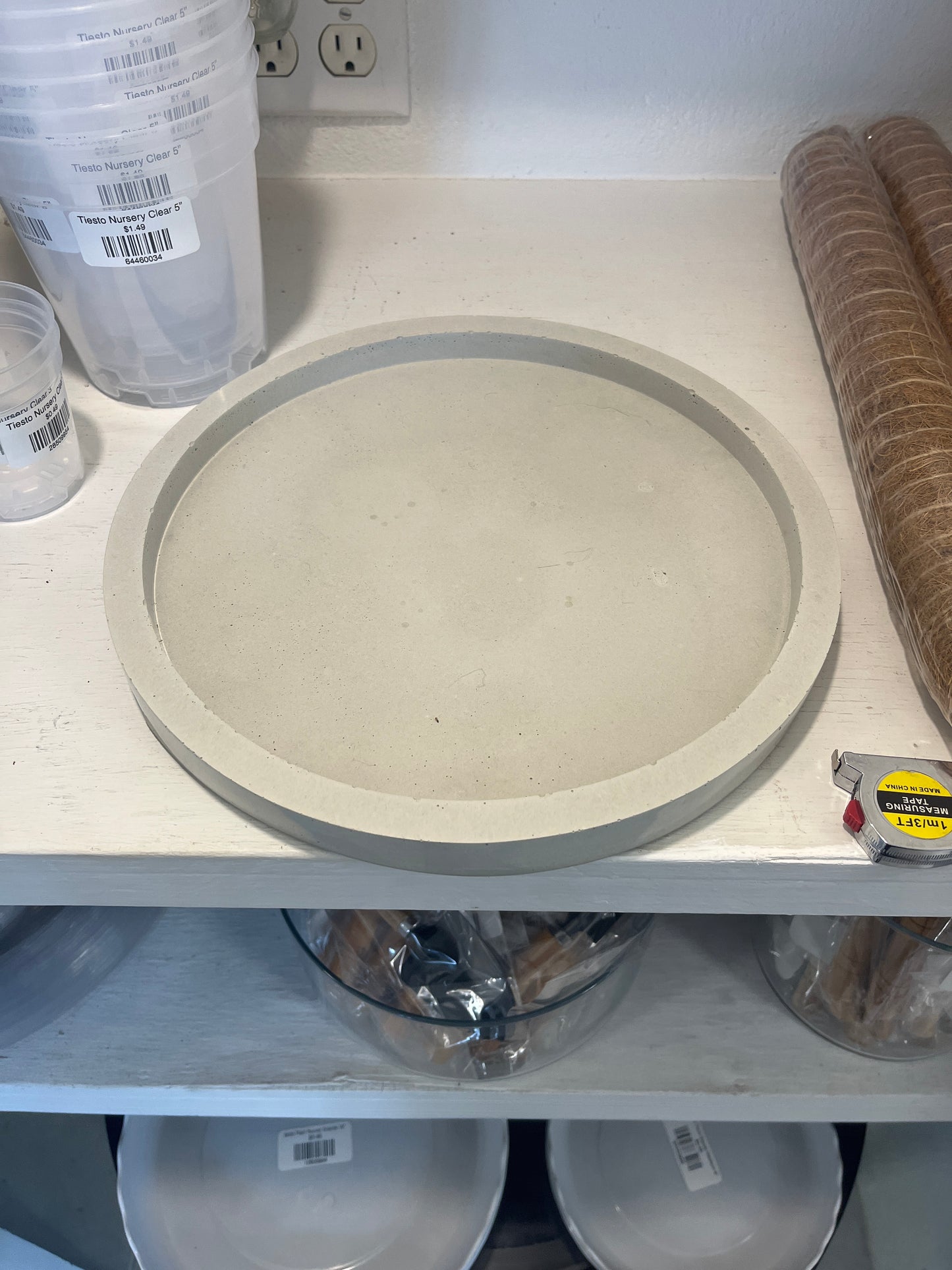 Concrete Saucer - Casa Luz